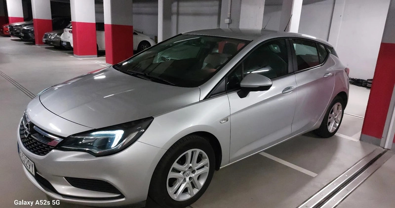 Opel Astra cena 41000 przebieg: 118000, rok produkcji 2016 z Warszawa małe 37